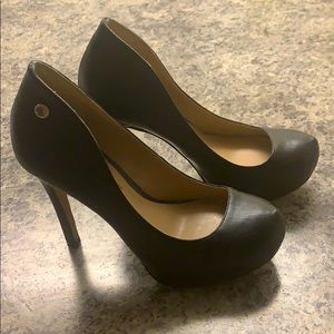 !!Size 4!! BCBGeneration black ultra high heel